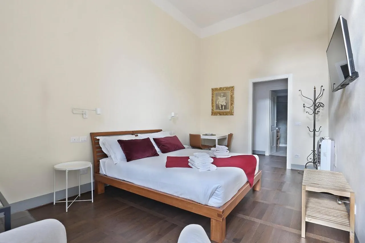 Apt. Melograno - Pauline Suites, Palazzo Borghese Firenze Olaszország
